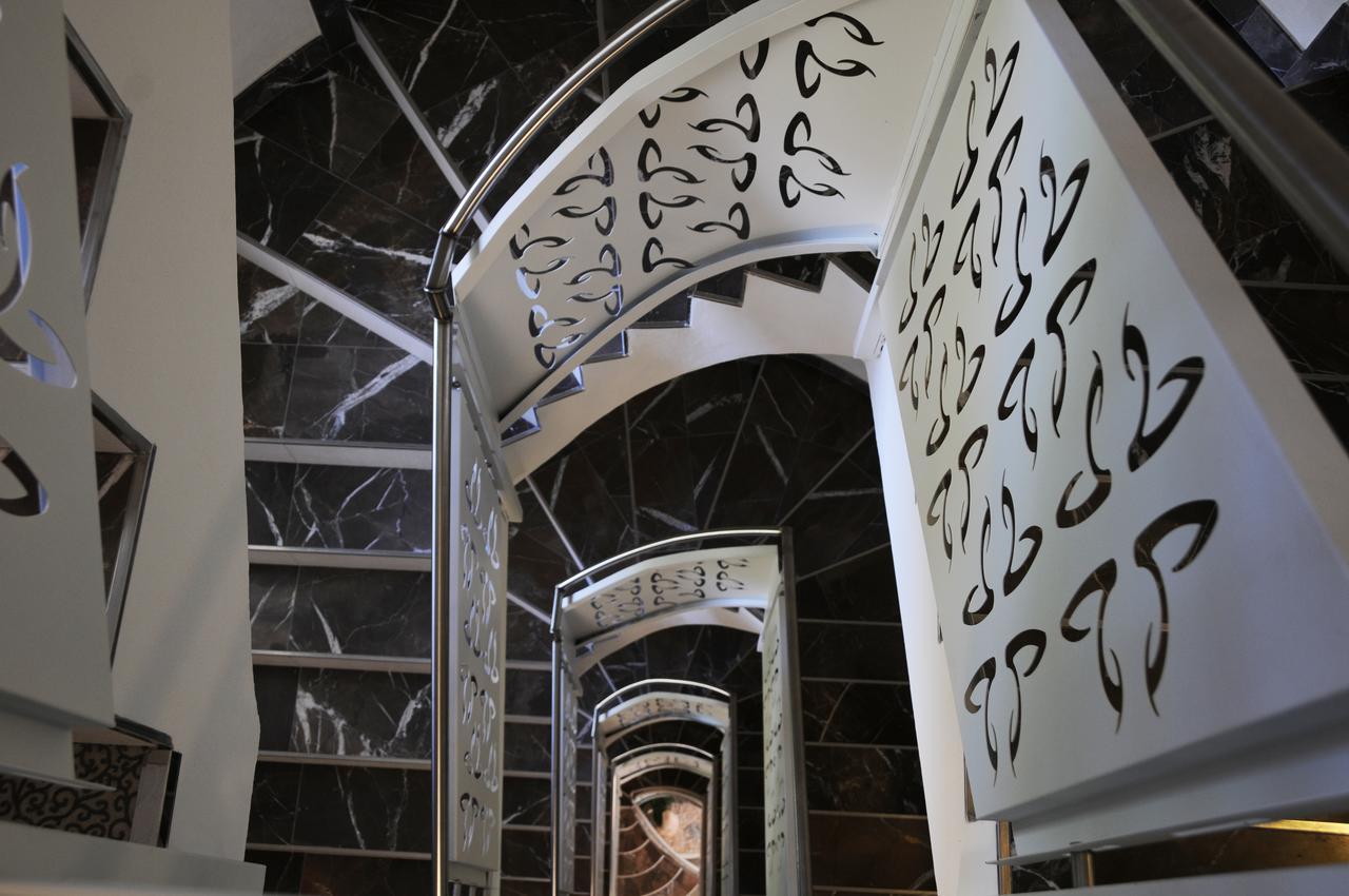Hotel Caribia Pinarella Cervia Buitenkant foto